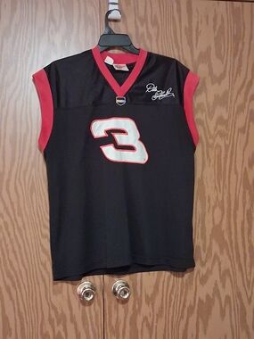 Vintage Y2K Black & Red Sleeveless Jersey with Number 3 Dale Earnhardt Size L